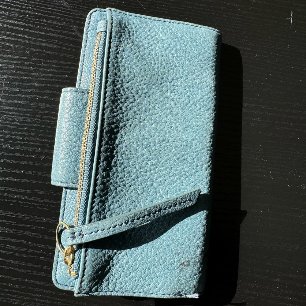 Fossil Leather Madison Slim Clutch Pebbled Leather Light Blue Wallet